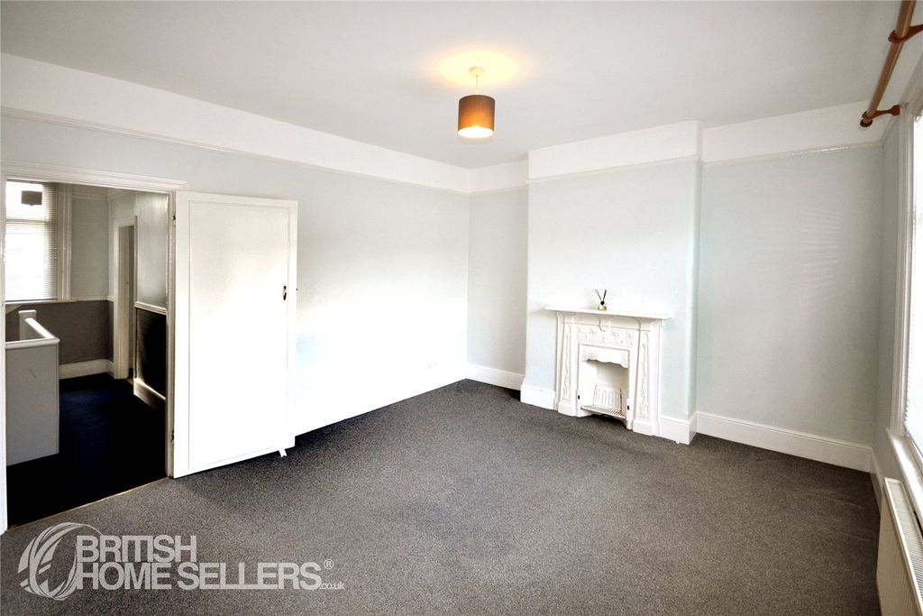 Property photo 3 of 12 Picture No. 04