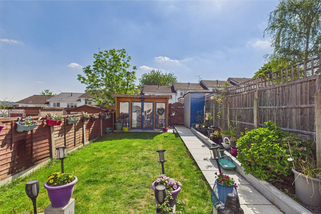 Property photo 2 of 22