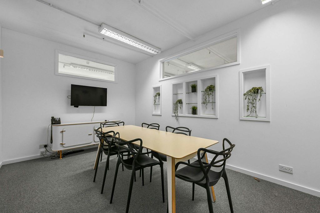 Property photo 1 of 15 Olbclanahouse14.Jpg