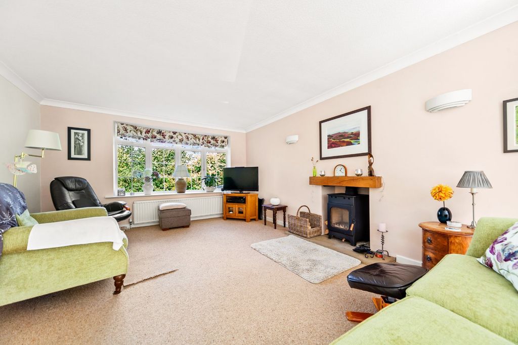 Property photo 2 of 17 Picture 2