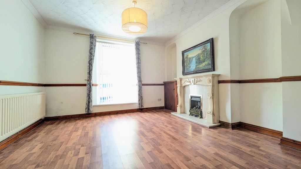 Property photo 3 of 10 Pxl_20251119_124819830.Mp~2