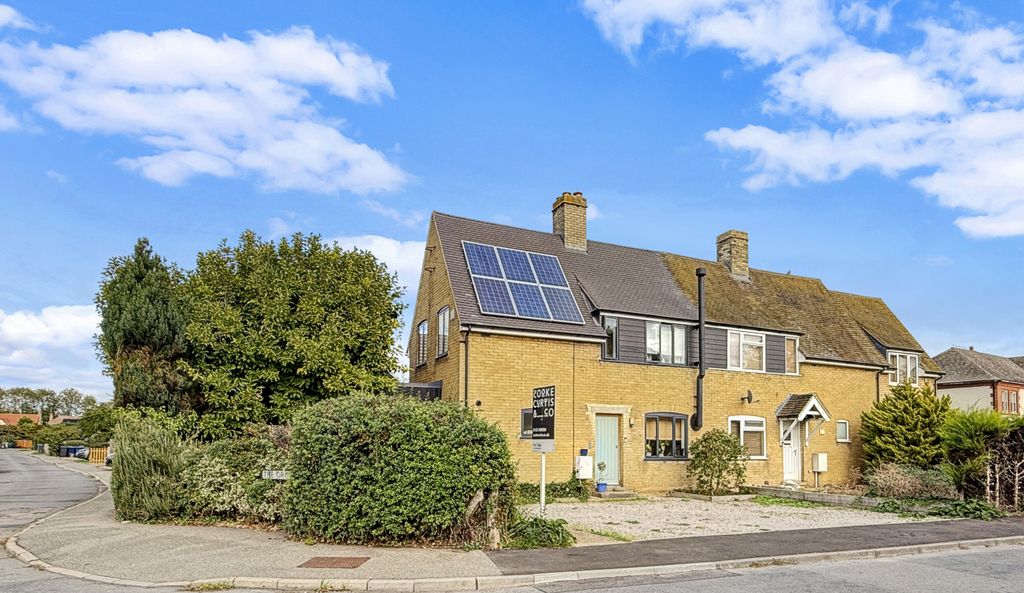 Property photo 1 of 22 Frontelevation
