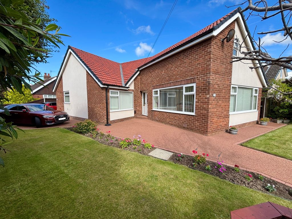 Property photo 1 of 35