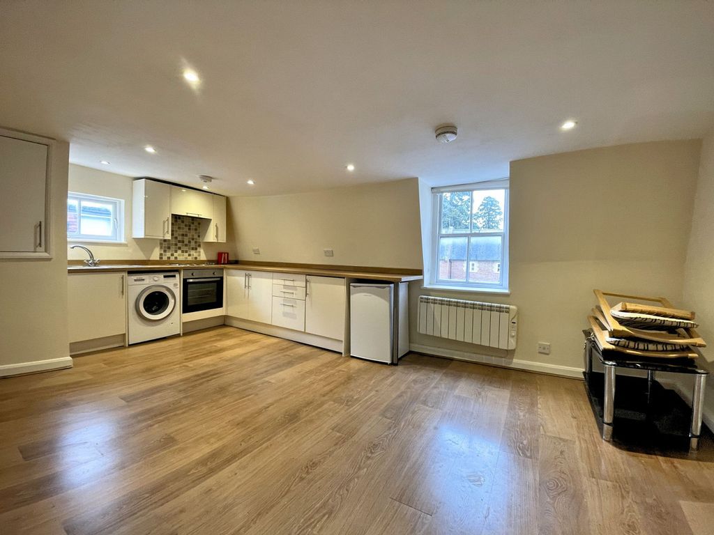 Property photo 2 of 4