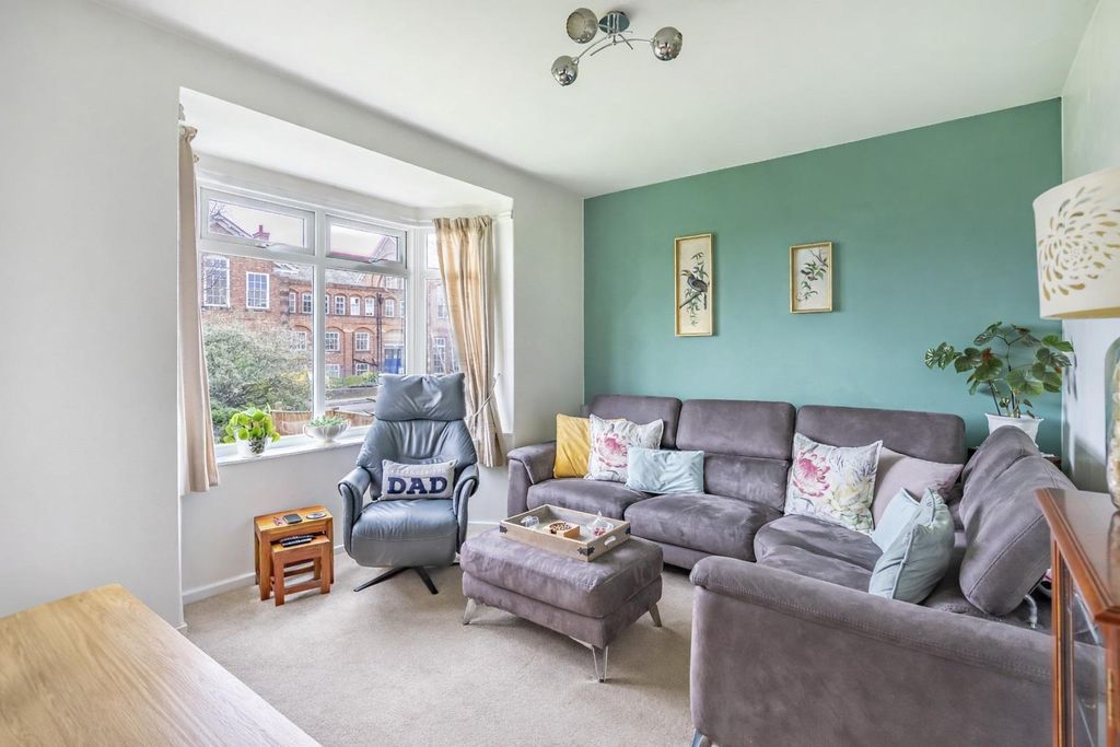 Property photo 2 of 18 Living Room