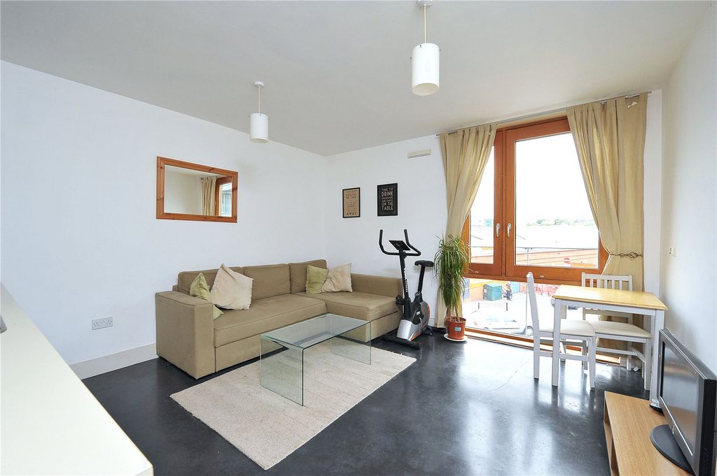 Property photo 1 of 4 Picture No. 07