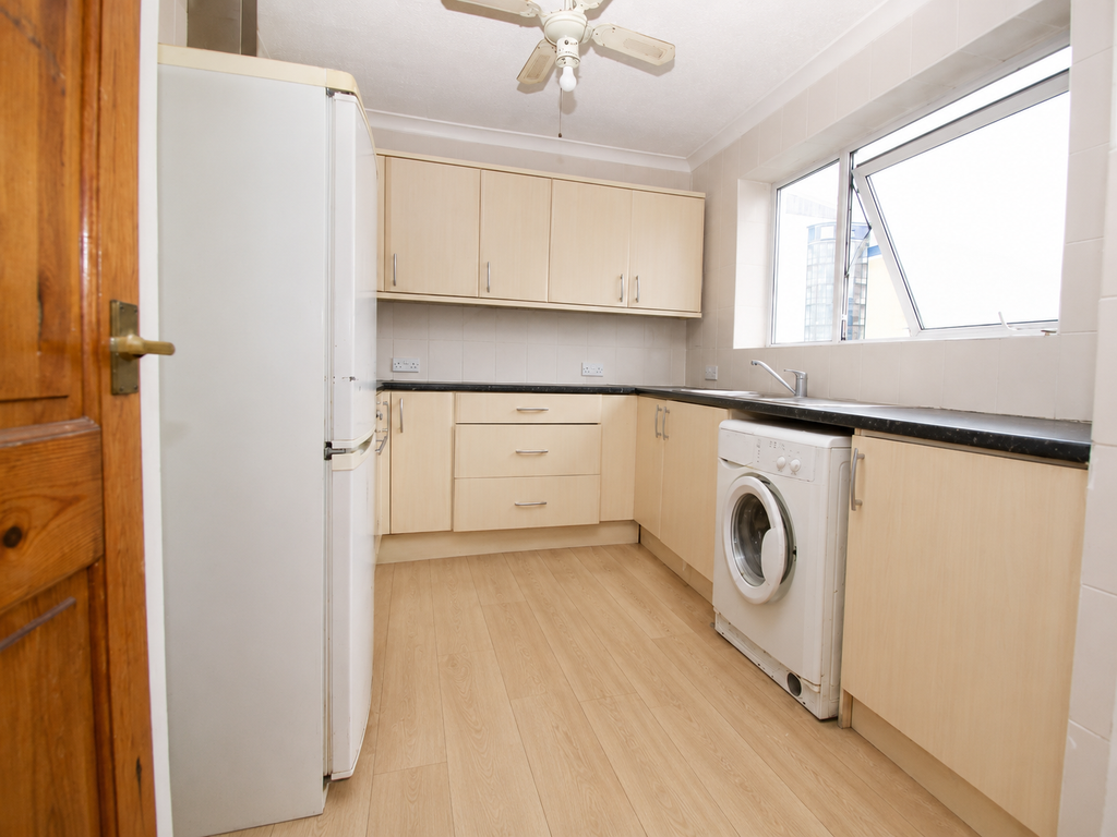 Property photo 2 of 5