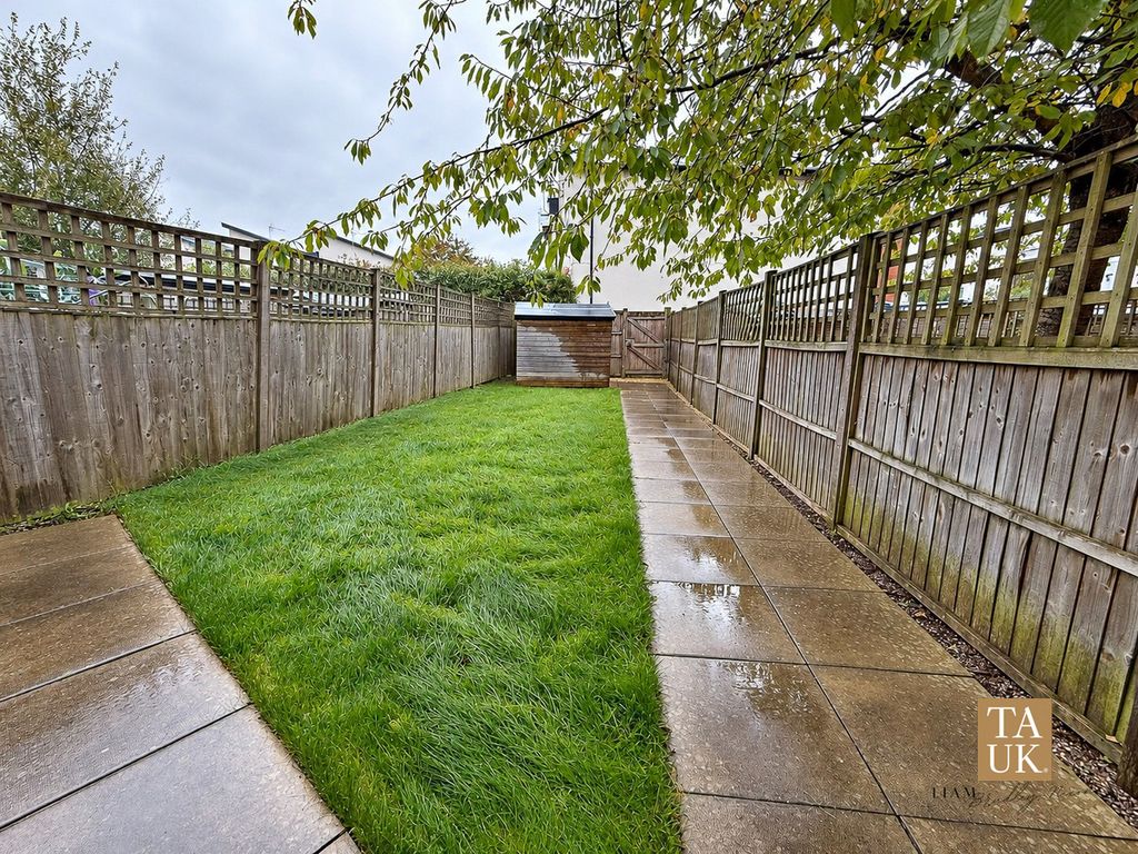 Property photo 3 of 21