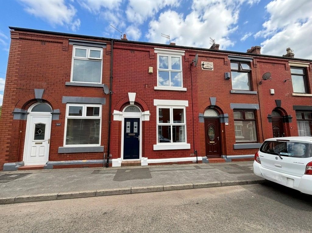 Property photo 1 of 26