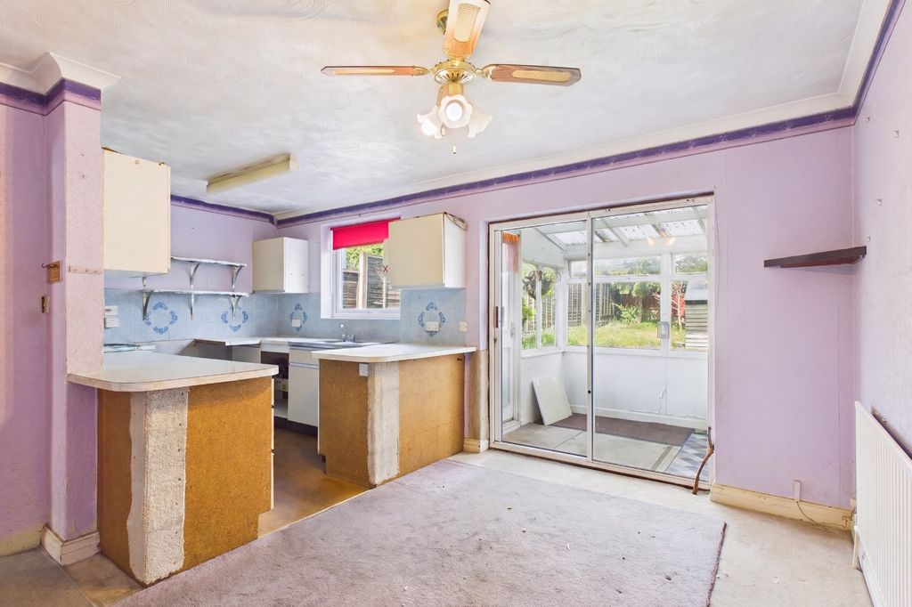 Property photo 3 of 11 Picture No. 20