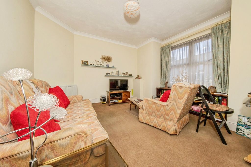 Property photo 2 of 20 Pbox-Img.Jpg