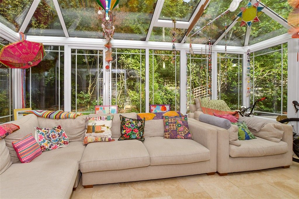 Property photo 3 of 23 Conservatory