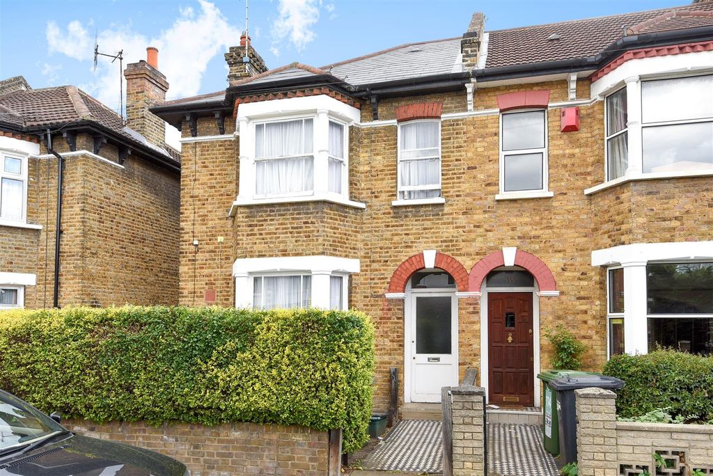 Property photo 1 of 4 Front Of House.Jpg