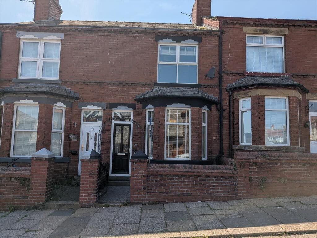 Property photo 1 of 12