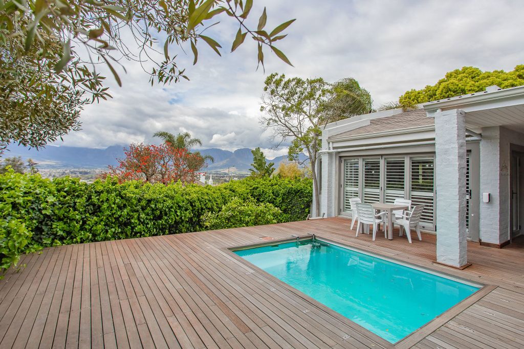 Property photo 1 of 27 Tk1716134