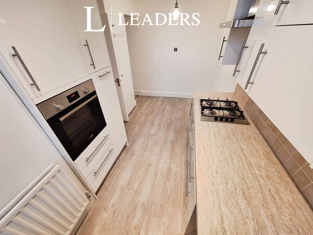 Property photo 3 of 10 Pbox-Img.Jpg