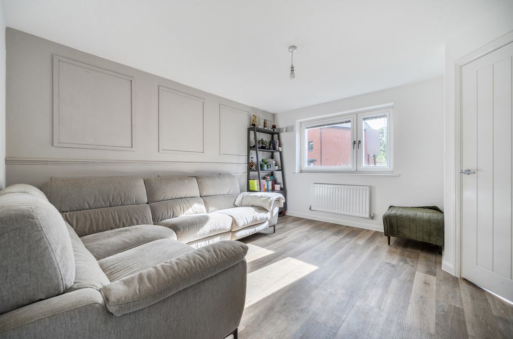 Property photo 2 of 14 11-1342579-14-68A...