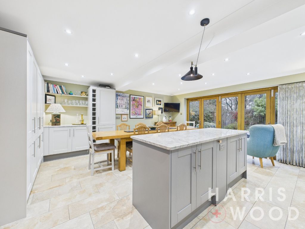 Property photo 2 of 34 4857312