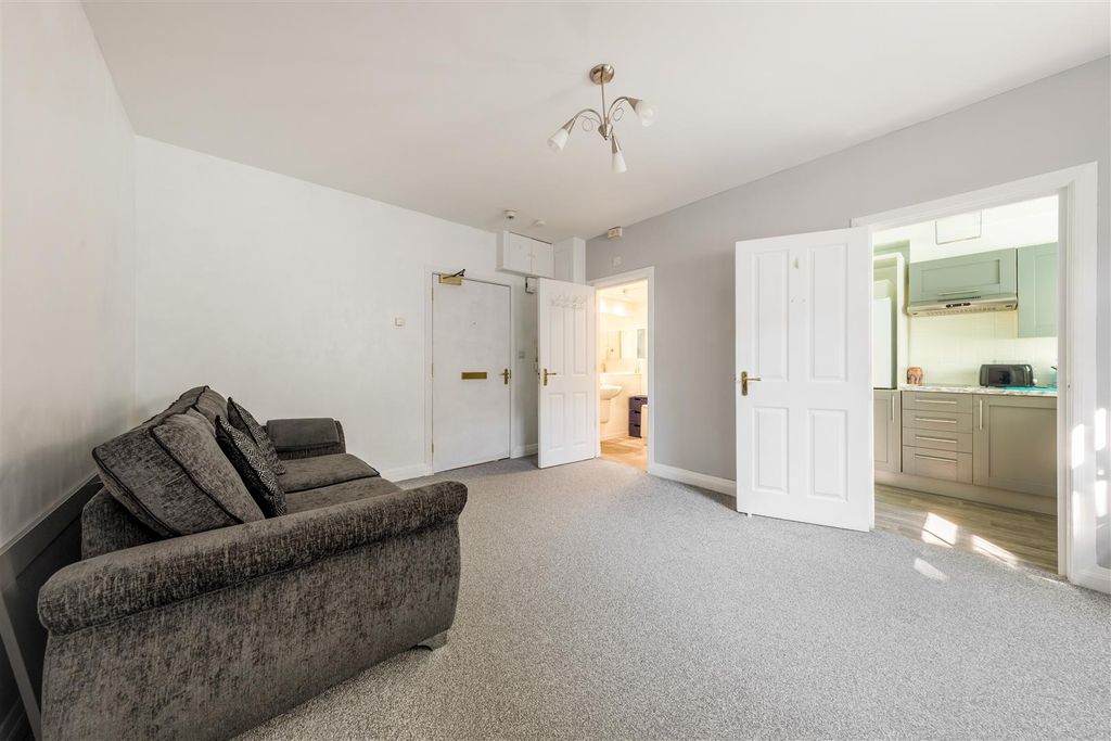 Property photo 3 of 14 205 Harewood Court-4.Jpg