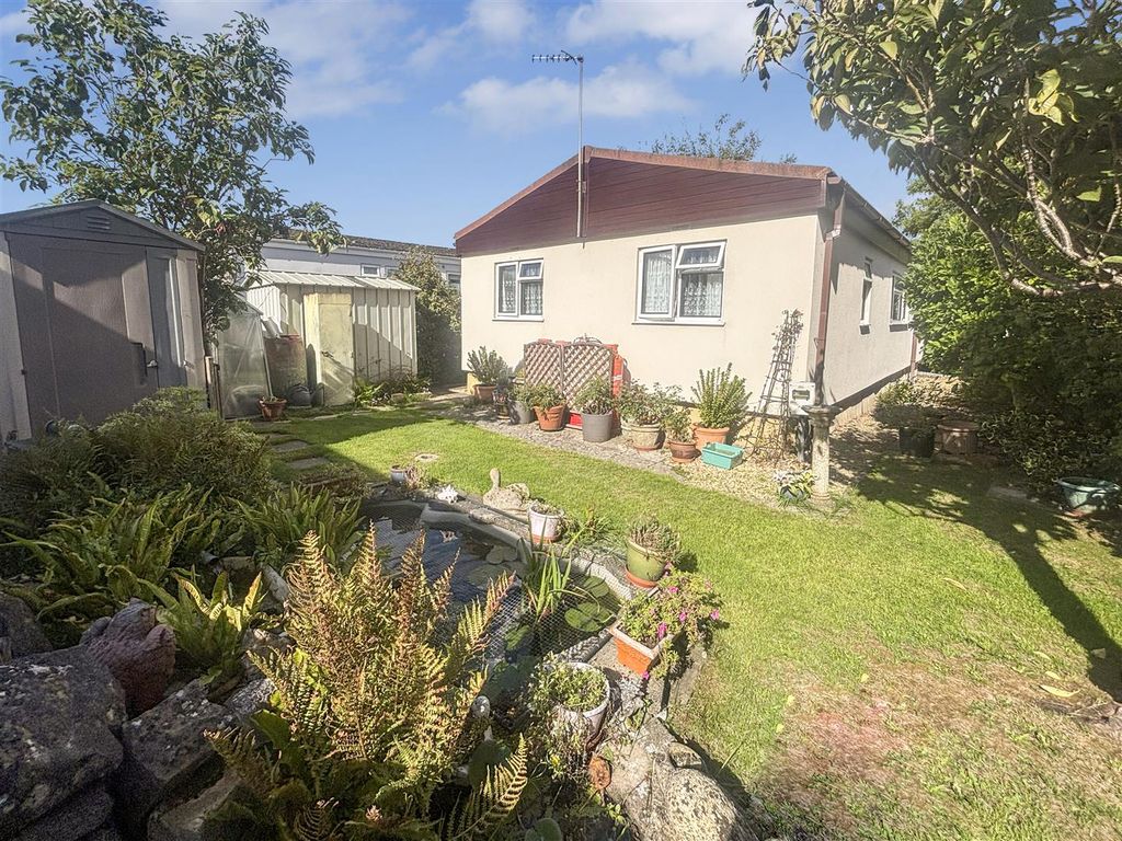 Property photo 1 of 16 Exterior