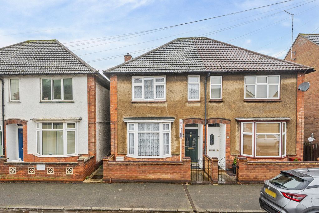 Property photo 1 of 27