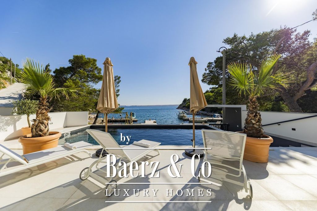 Property photo 1 of 35