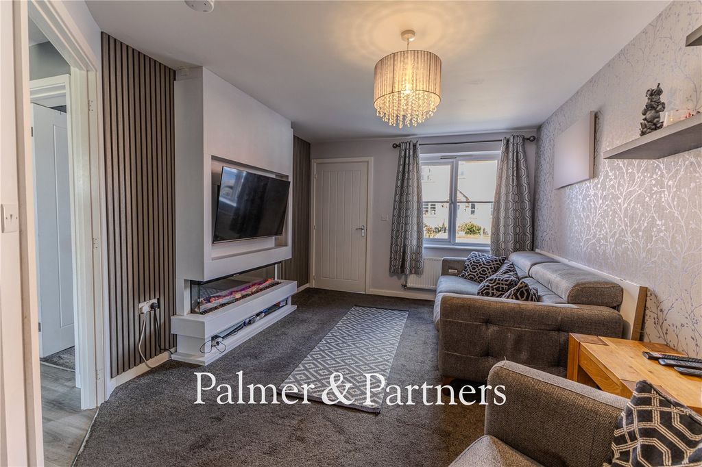 Property photo 3 of 19 Picture No. 12