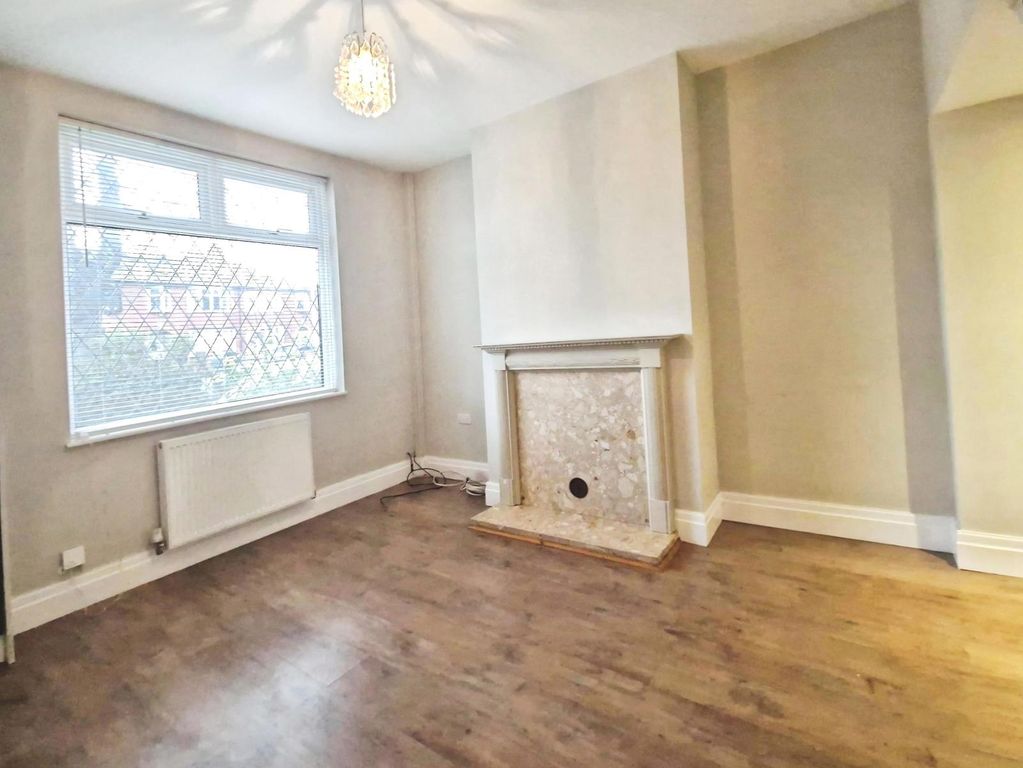 Property photo 3 of 16 Pbox-Img.Jpg