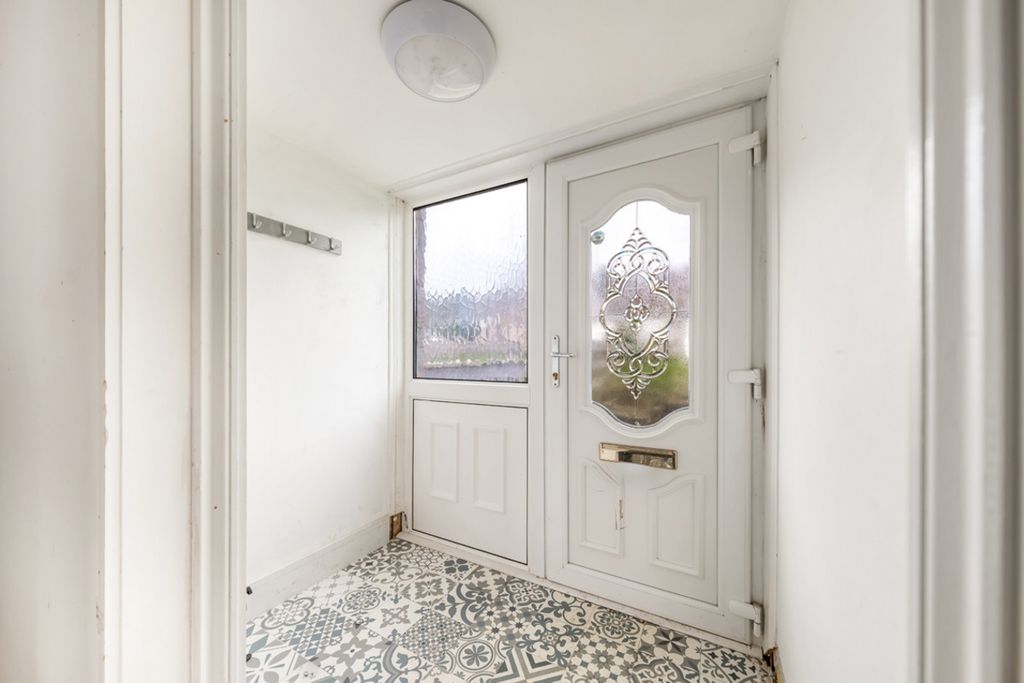 Property photo 2 of 29