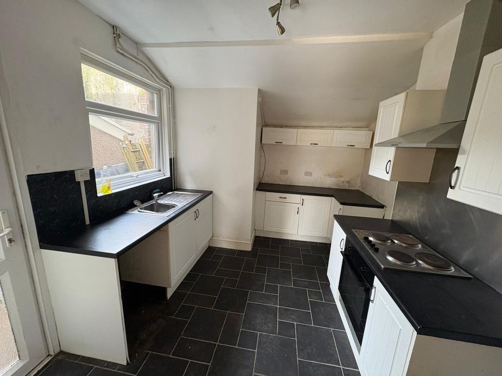 Property photo 3 of 3