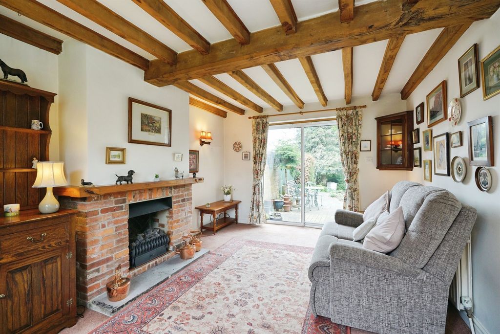 Property photo 2 of 17
