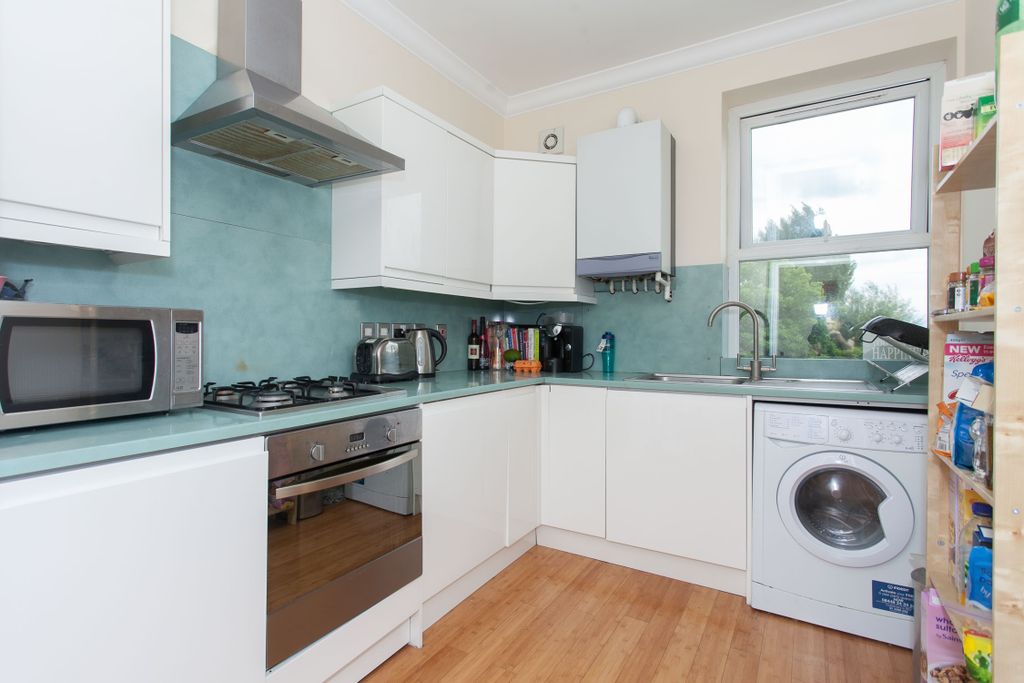 Property photo 2 of 9 2