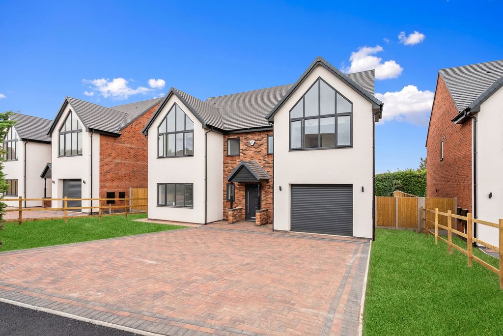Property photo 1 of 36 2 Grantham Walk