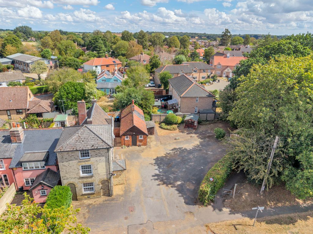 Property photo 3 of 17 Dji_20260821131129_0123_D
