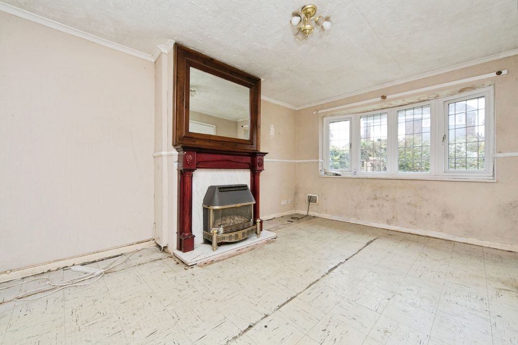 Property photo 2 of 16 Pbox-Img.Jpg