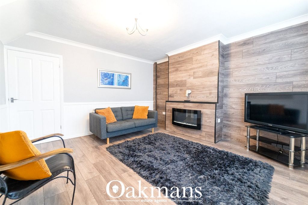 Property photo 2 of 28 Picture No. 35