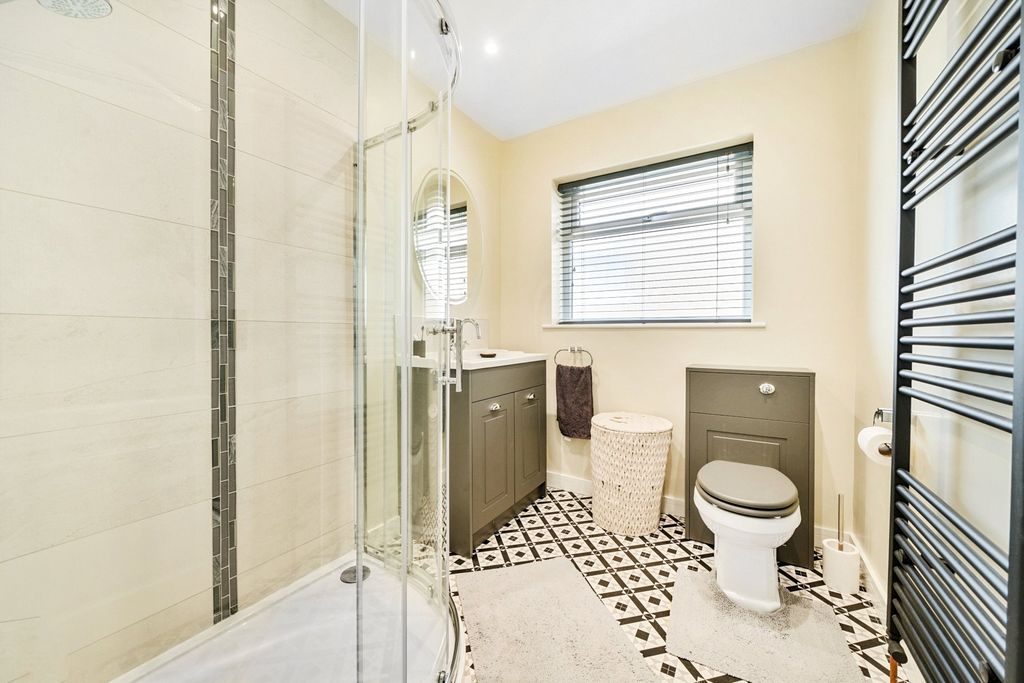 Property photo 3 of 12 Picture No. 12