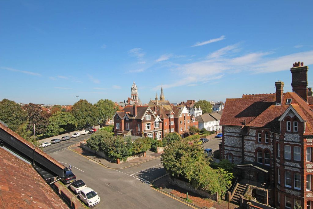 Additional image 16 of 3 bed penthouse for saleGrassington Road, Eastbourne BN20