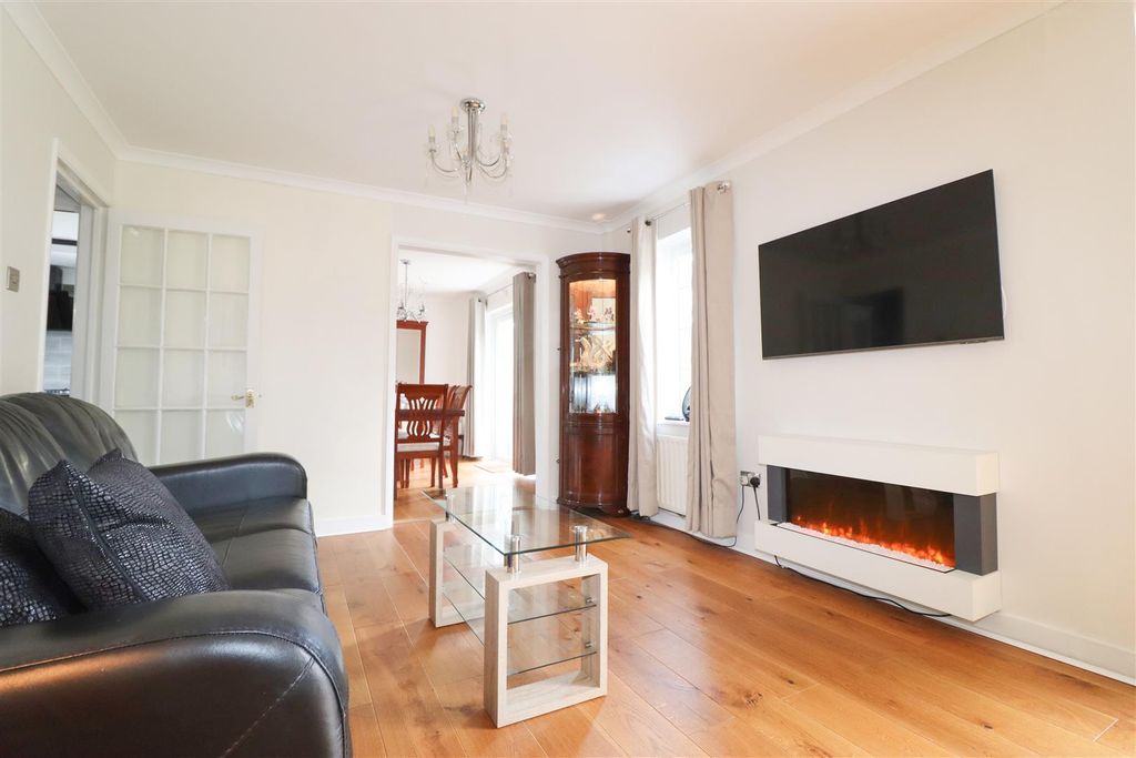 Property photo 2 of 17 Living Room