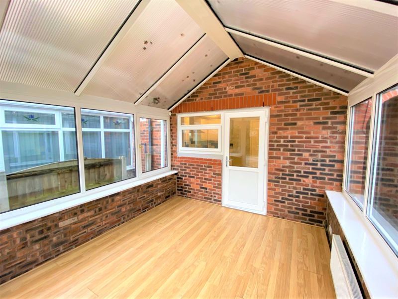 Property photo 3 of 17 Photo 8