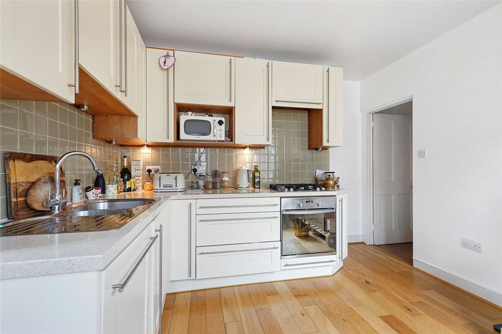 Property photo 3 of 9 Picture No. 04