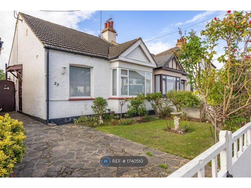 Property photo 3 of 6 Exterior/Front