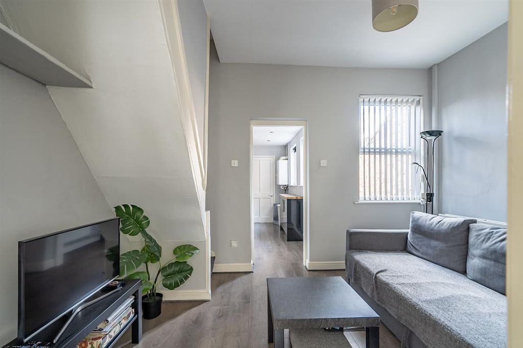 Property photo 3 of 13 Living Room