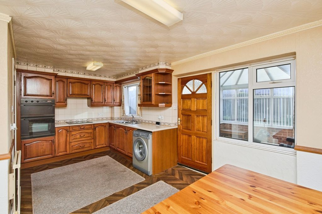 Property photo 2 of 17 Pbox-Img.Jpg