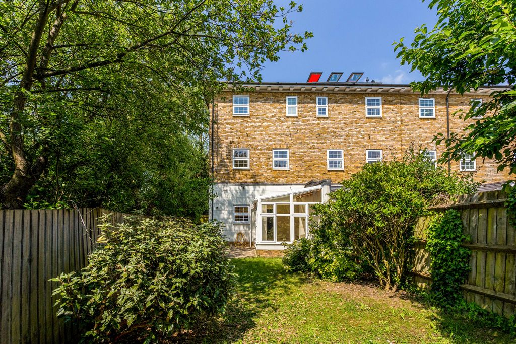 Property photo 2 of 17 Rear Exterior