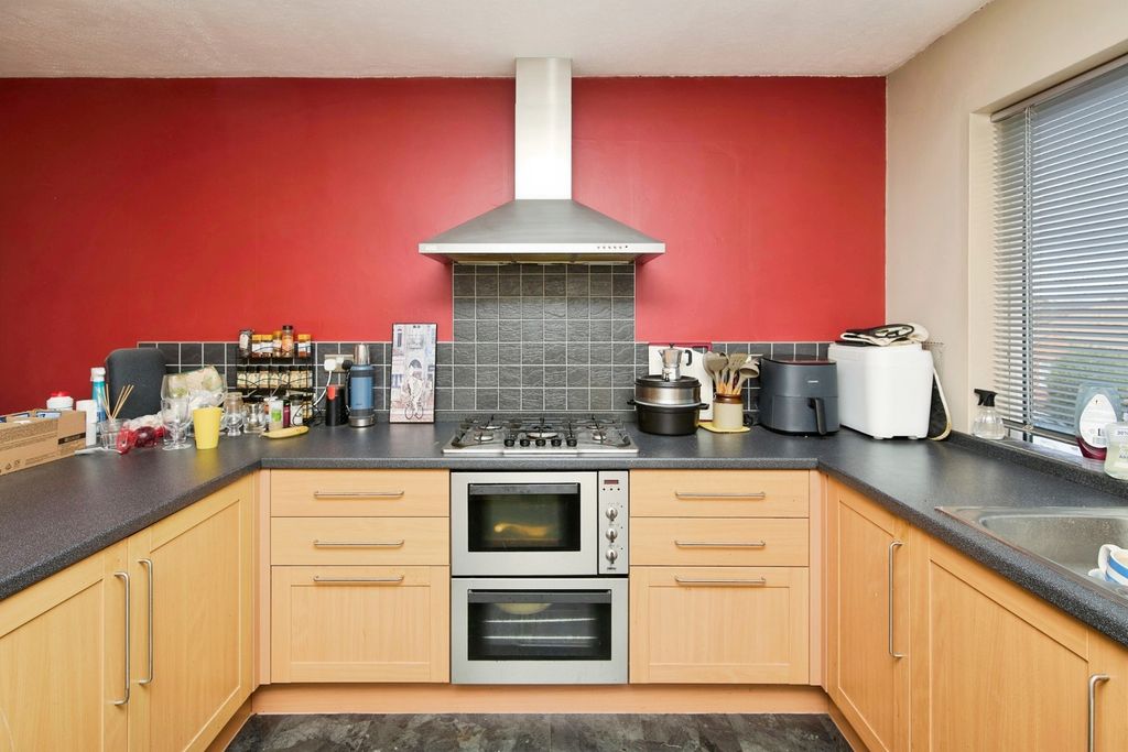 Property photo 2 of 11 Pbox-Img.Jpg