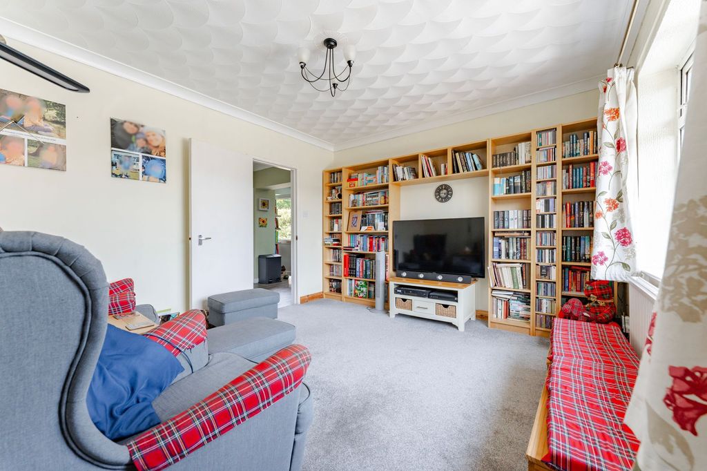Property photo 3 of 16