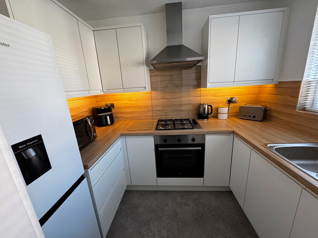 Property photo 2 of 15 Img_8505