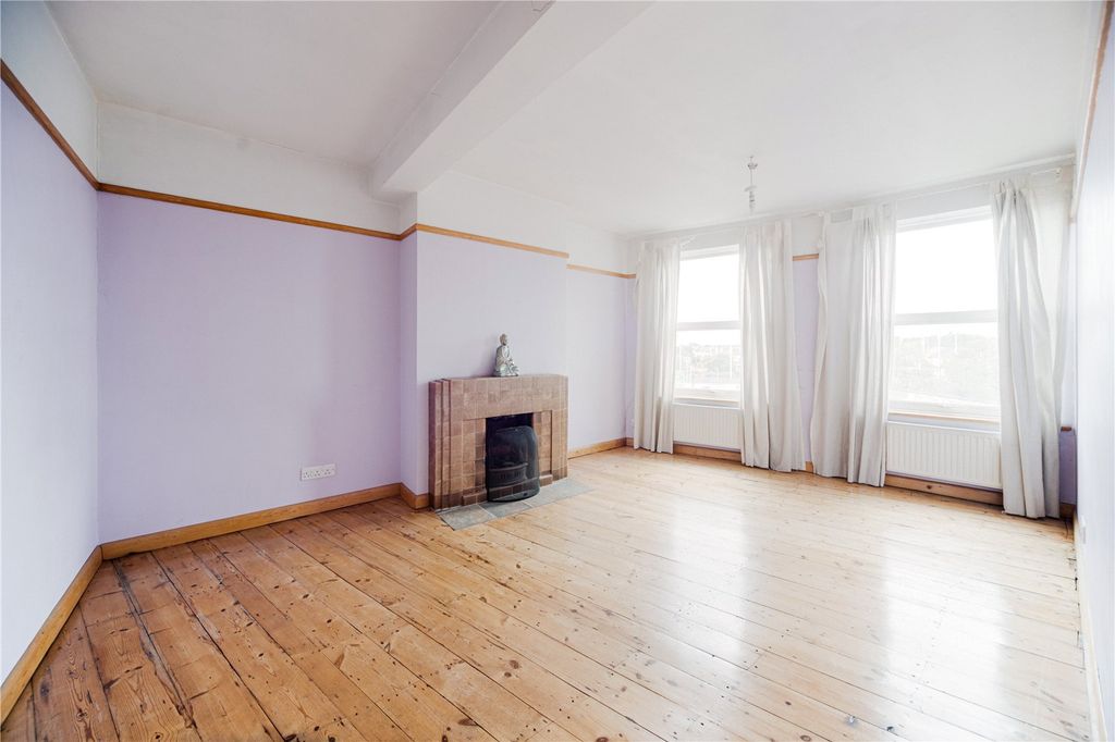 Property photo 1 of 11 Picture No. 02