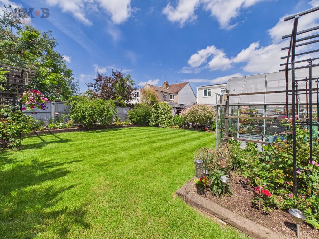 Property photo 2 of 26 5181755
